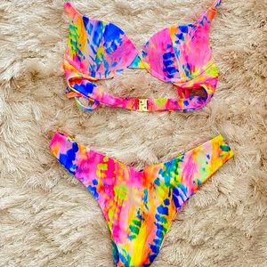 NEVER WORN: Fluoro Flamingo Cheeky Bikini set